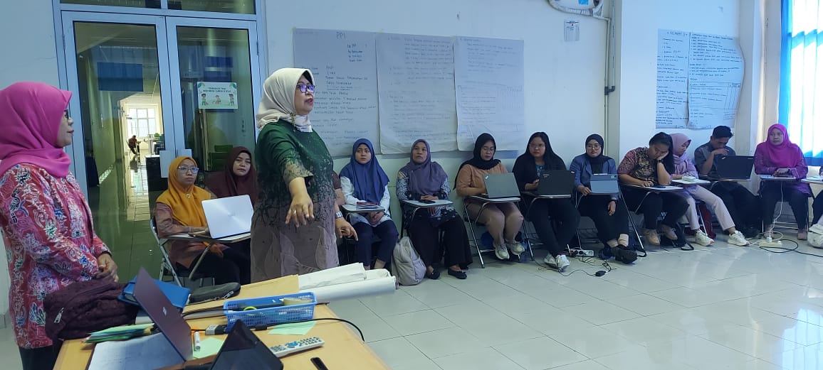 Arahan Narasumber Utama Pada Pelatihan Peningakatan Kompetensi Pendidik SLB Jaktim